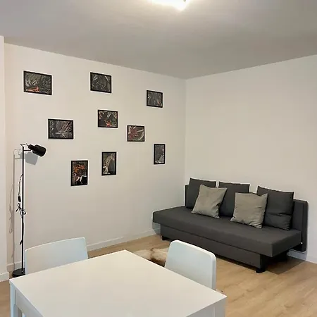 Apartment Coquebert - Grand Jardin